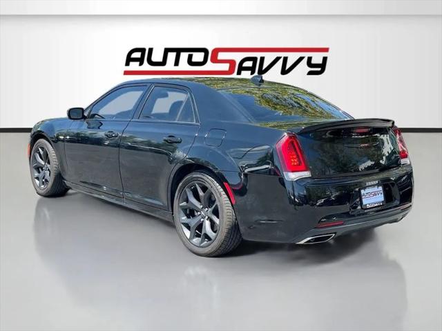 2022 Chrysler 300 S