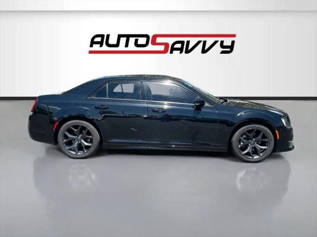 2022 Chrysler 300 S