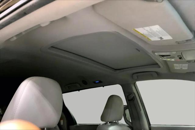 2017 Toyota Sienna XLE Premium 8 Passenger