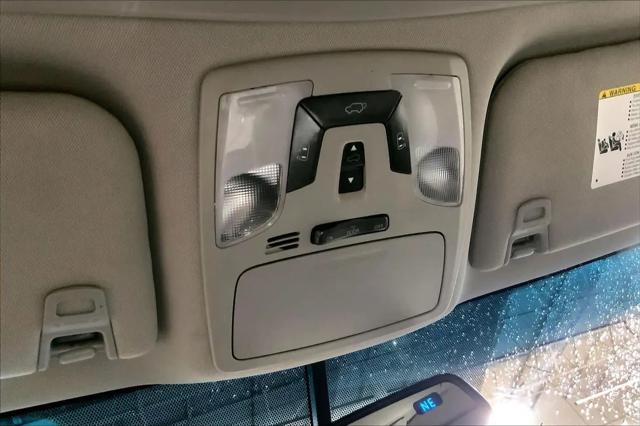2017 Toyota Sienna XLE Premium 8 Passenger