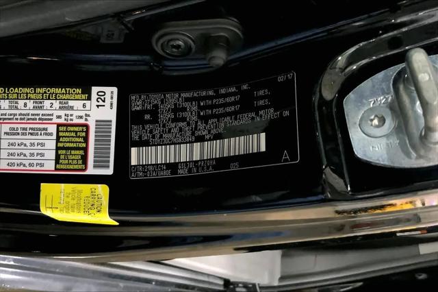 2017 Toyota Sienna XLE Premium 8 Passenger