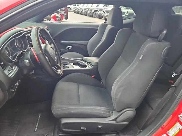2016 Dodge Challenger R/T Shaker