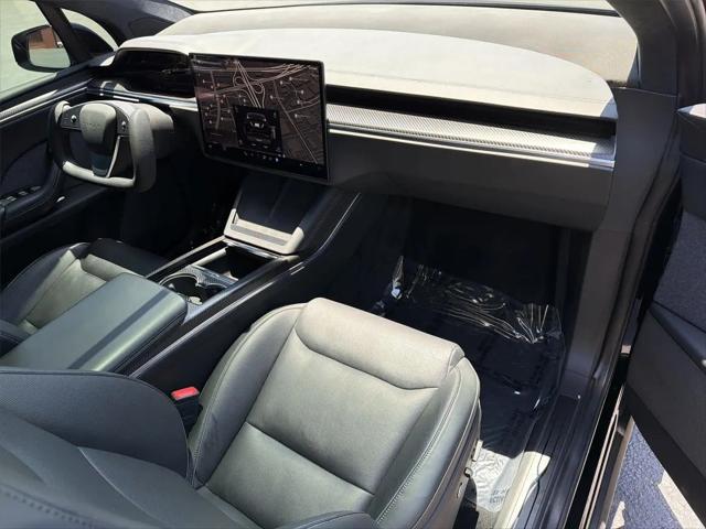 2022 Tesla Model X Plaid Tri Motor All-Wheel Drive