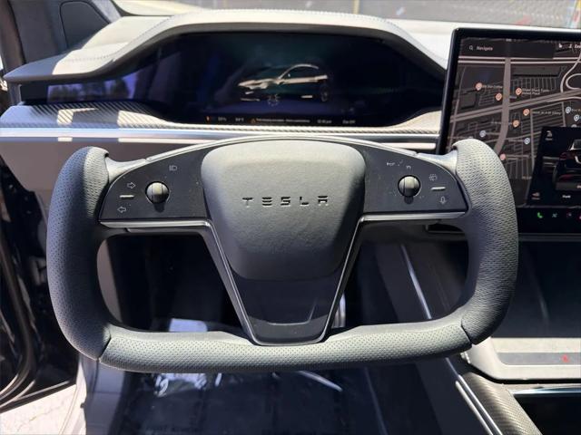 2022 Tesla Model X Plaid Tri Motor All-Wheel Drive