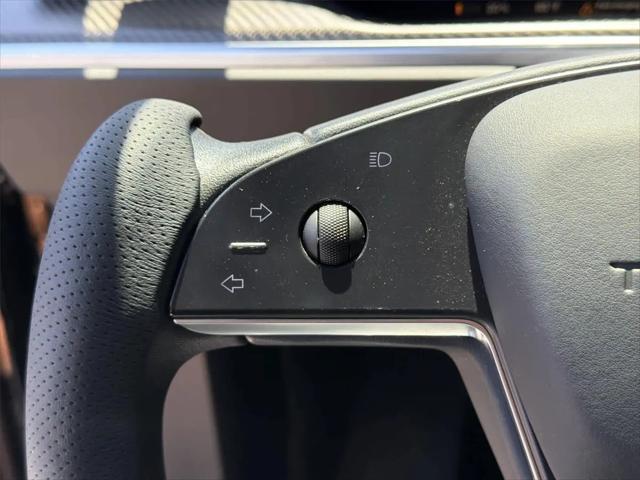 2022 Tesla Model X Plaid Tri Motor All-Wheel Drive