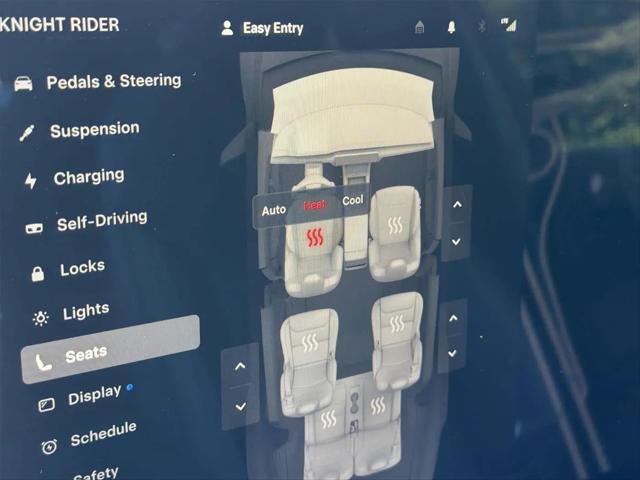 2022 Tesla Model X Plaid Tri Motor All-Wheel Drive
