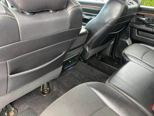 2017 Ram 1500 Laramie Crew Cab 4x4 57 Box