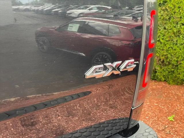 2017 Ram 1500 Laramie Crew Cab 4x4 57 Box