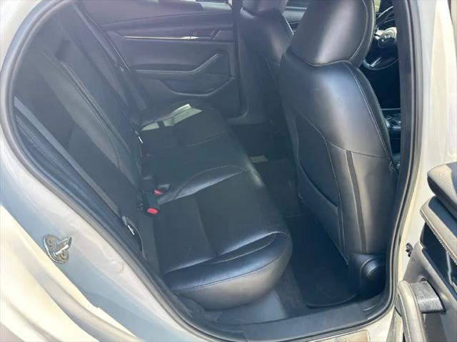 2023 Mazda Mazda3 2.5 S Premium