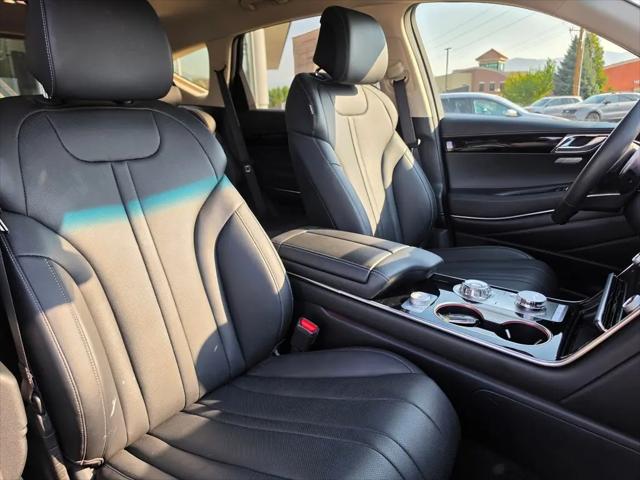 2025 Genesis GV80 2.5T Standard AWD