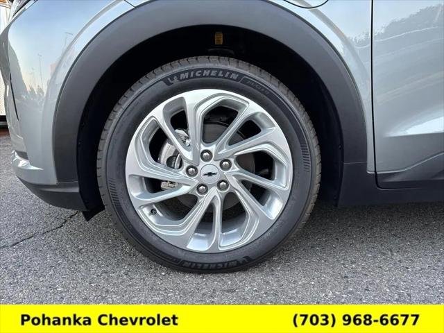 2027 Chevrolet Bolt LT FWD
