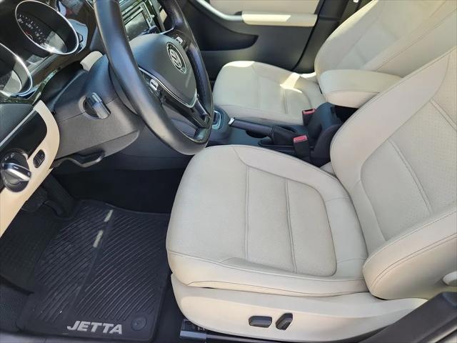2017 Volkswagen Jetta 1.8T SEL
