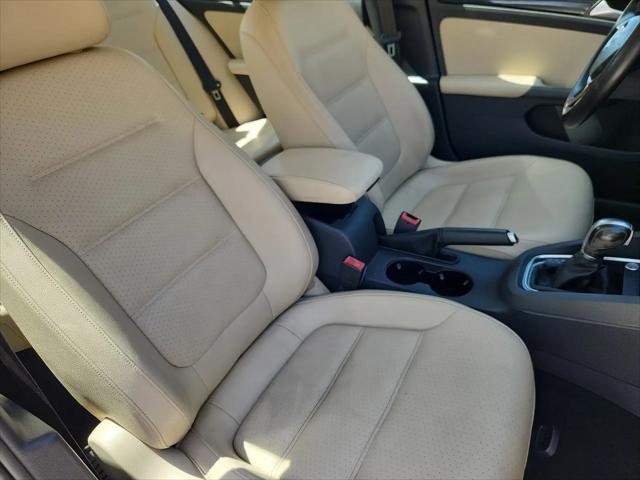 2017 Volkswagen Jetta 1.8T SEL
