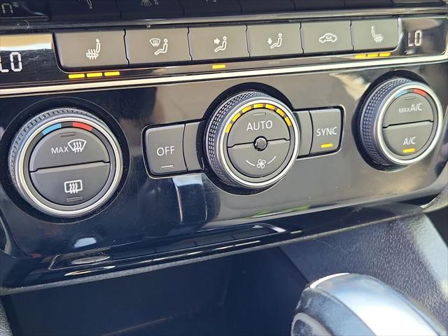 2017 Volkswagen Jetta 1.8T SEL