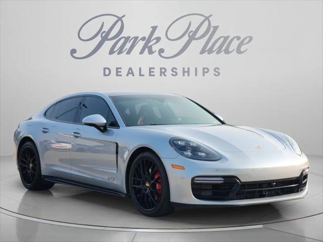 2019 Porsche Panamera GTS