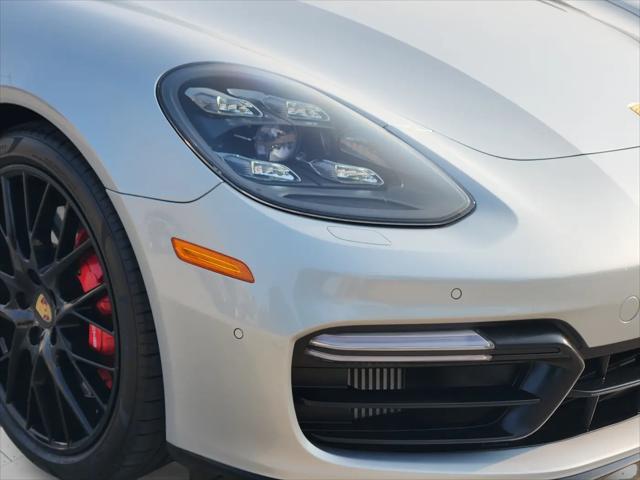2019 Porsche Panamera GTS