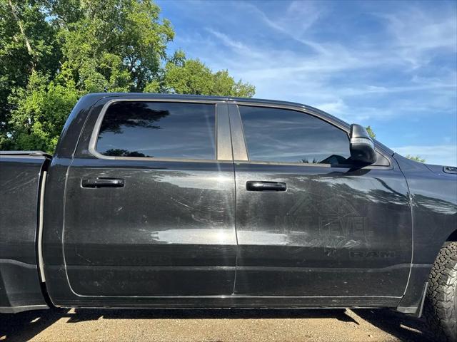 2019 Ram 1500 Big Horn/Lone Star Crew Cab 4x4 57 Box