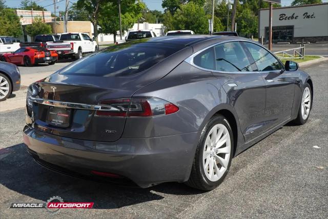 2016 Tesla Model S 75D