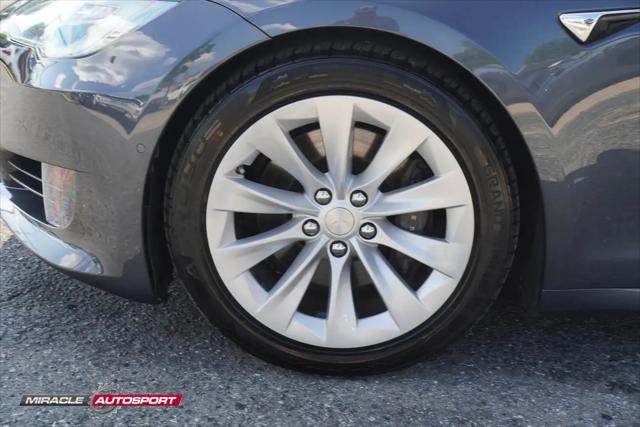 2016 Tesla Model S 75D