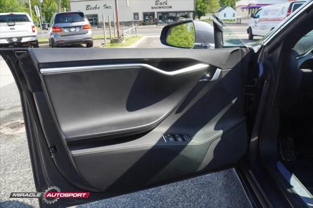 2016 Tesla Model S 75D