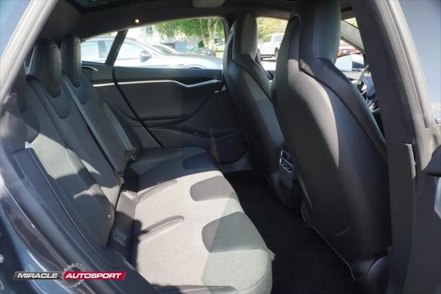 2016 Tesla Model S 75D