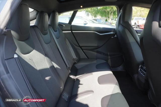 2016 Tesla Model S 75D