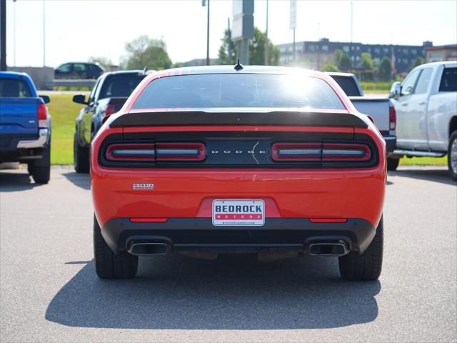 2018 Dodge Challenger 392 Hemi Scat Pack Shaker
