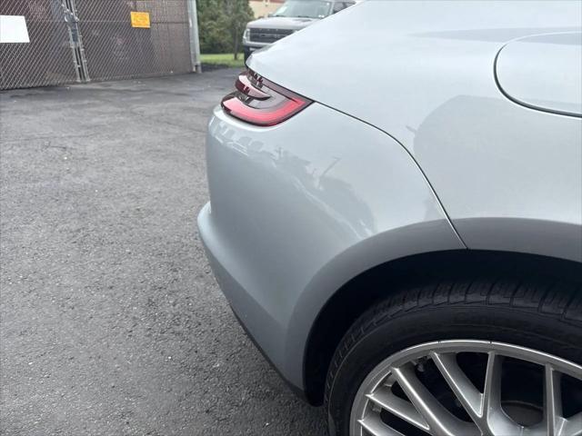 2019 Porsche Panamera 4