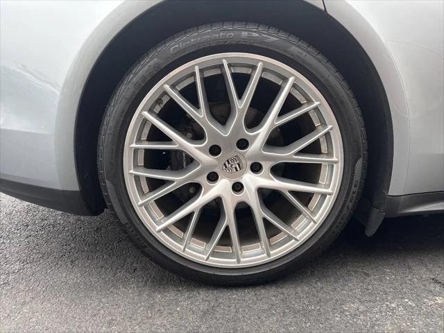 2019 Porsche Panamera 4
