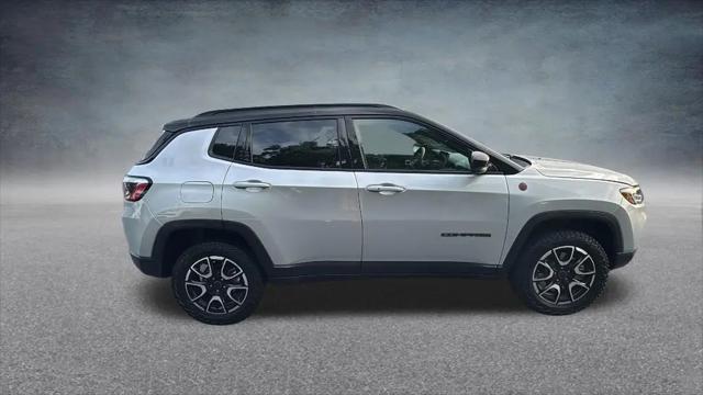 2025 Jeep Compass Trailhawk 4x4