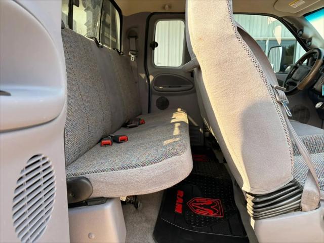 2002 Dodge Ram 2500 Base