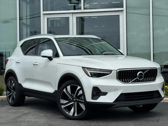 2023 Volvo XC40 B5 Ultimate Bright Theme for sale in Schererville, IN