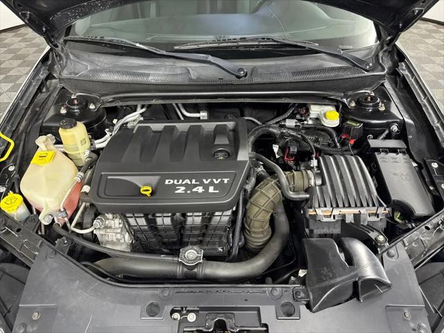 2011 Chrysler 200 Touring