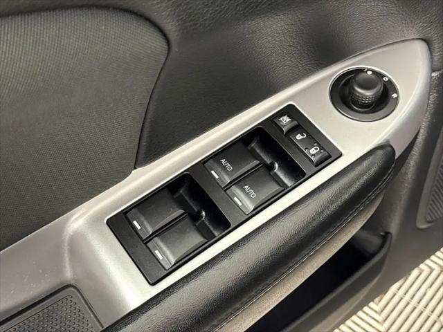 2011 Chrysler 200 Touring