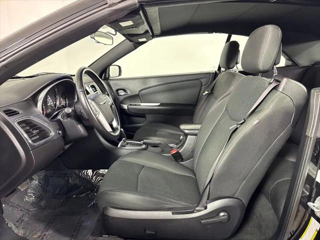 2011 Chrysler 200 Touring