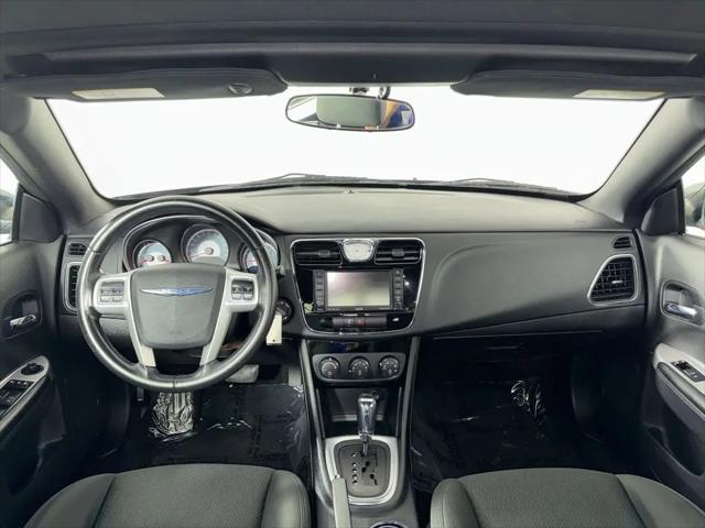 2011 Chrysler 200 Touring