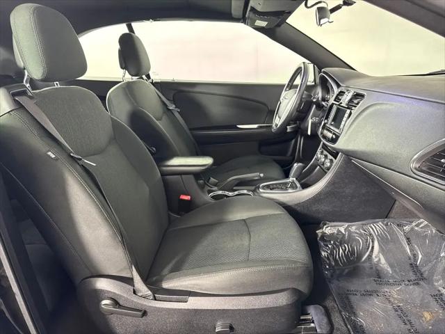 2011 Chrysler 200 Touring