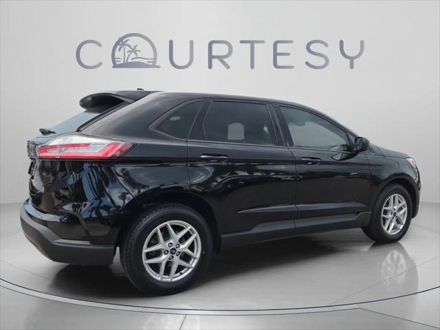 2021 Ford Edge SE