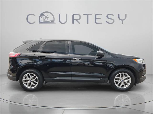 2021 Ford Edge SE