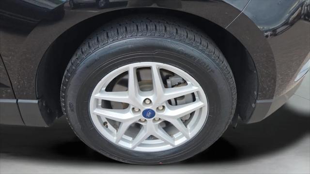 2021 Ford Edge SE