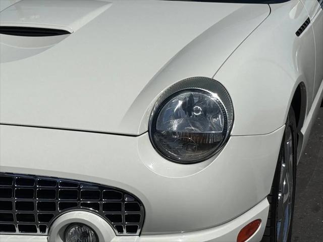 2002 Ford Thunderbird Deluxe