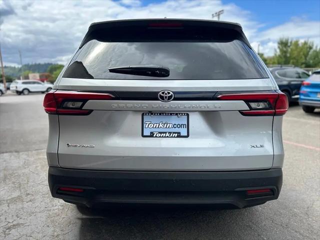 2025 Toyota Grand Highlander Hybrid XLE