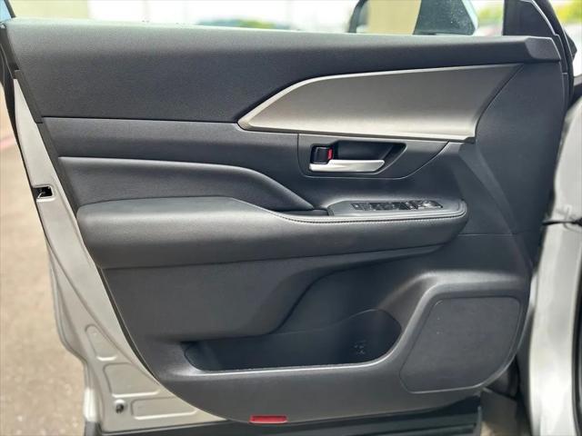 2025 Toyota Grand Highlander Hybrid XLE