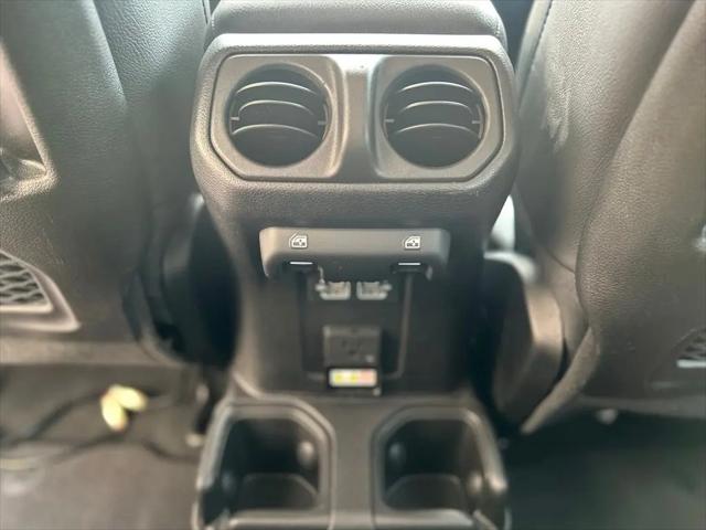 2025 Jeep Wrangler 4-Door Rubicon