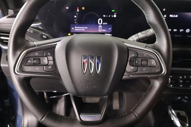 2025 Buick NV Preferred FWD