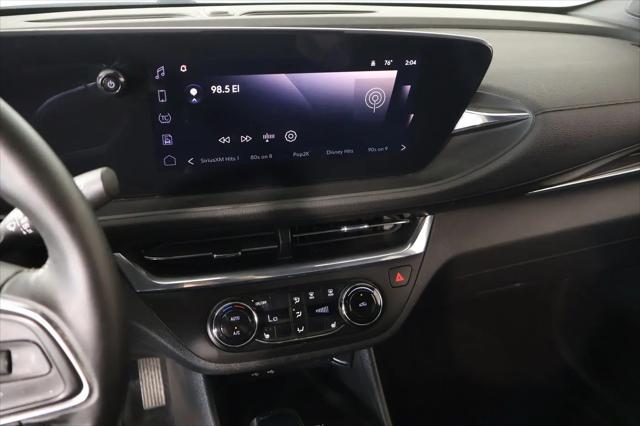 2025 Buick NV Preferred FWD