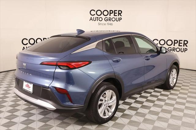 2025 Buick NV Preferred FWD