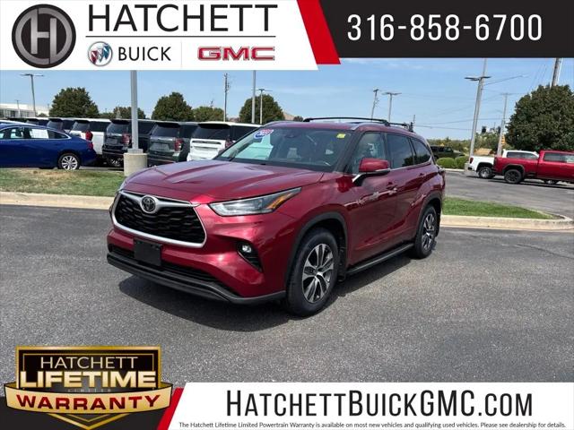 2021 Toyota Highlander XLE for sale in Wichita, KS