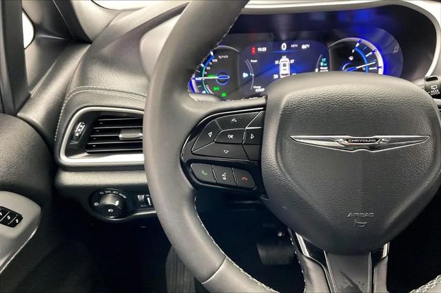 2024 Chrysler Pacifica Hybrid S Appearance Pkg