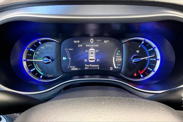 2024 Chrysler Pacifica Hybrid S Appearance Pkg